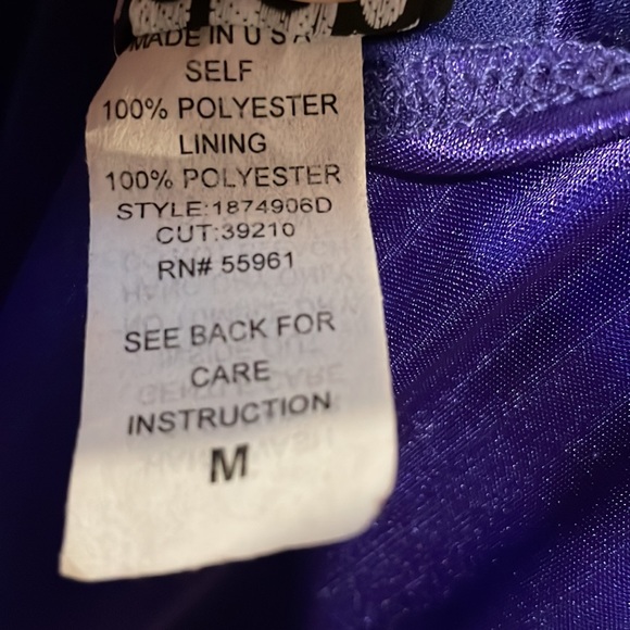 Medium Juniors Special Occasion Dress - Picture 6 of 6